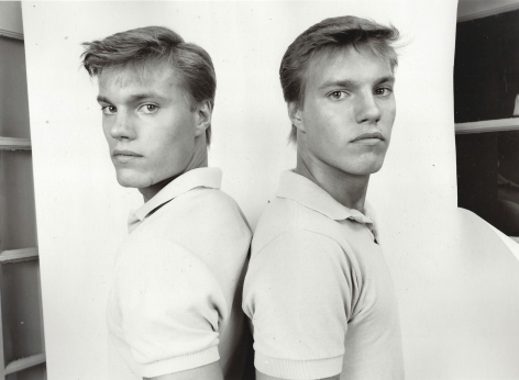 Christopher Makos, Twins With Short Hair